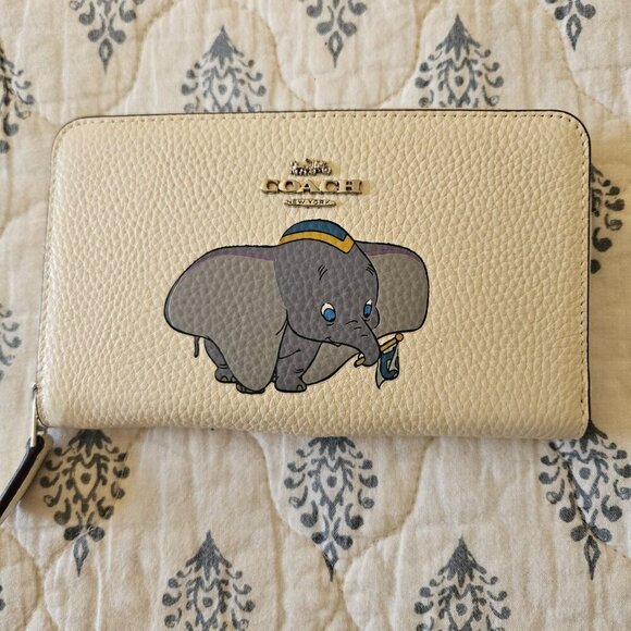 Disney Coach Dumbo Zip Wallet Ivory X Leather Accordion Long Wallet Logo Print - Picture 2 of 16